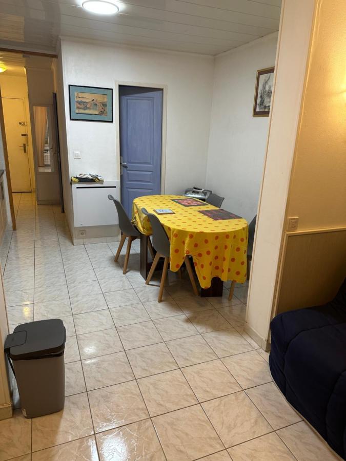 A La Semaine Ou Au Jour / Location Studio Meuble 30M² La Ciotat Exterior foto